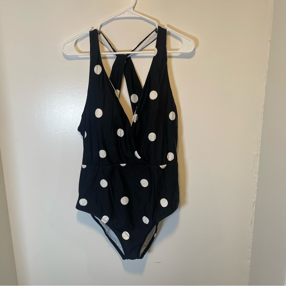 Jantzen black and white polka dot one‎ piece swimming suit women's size 16